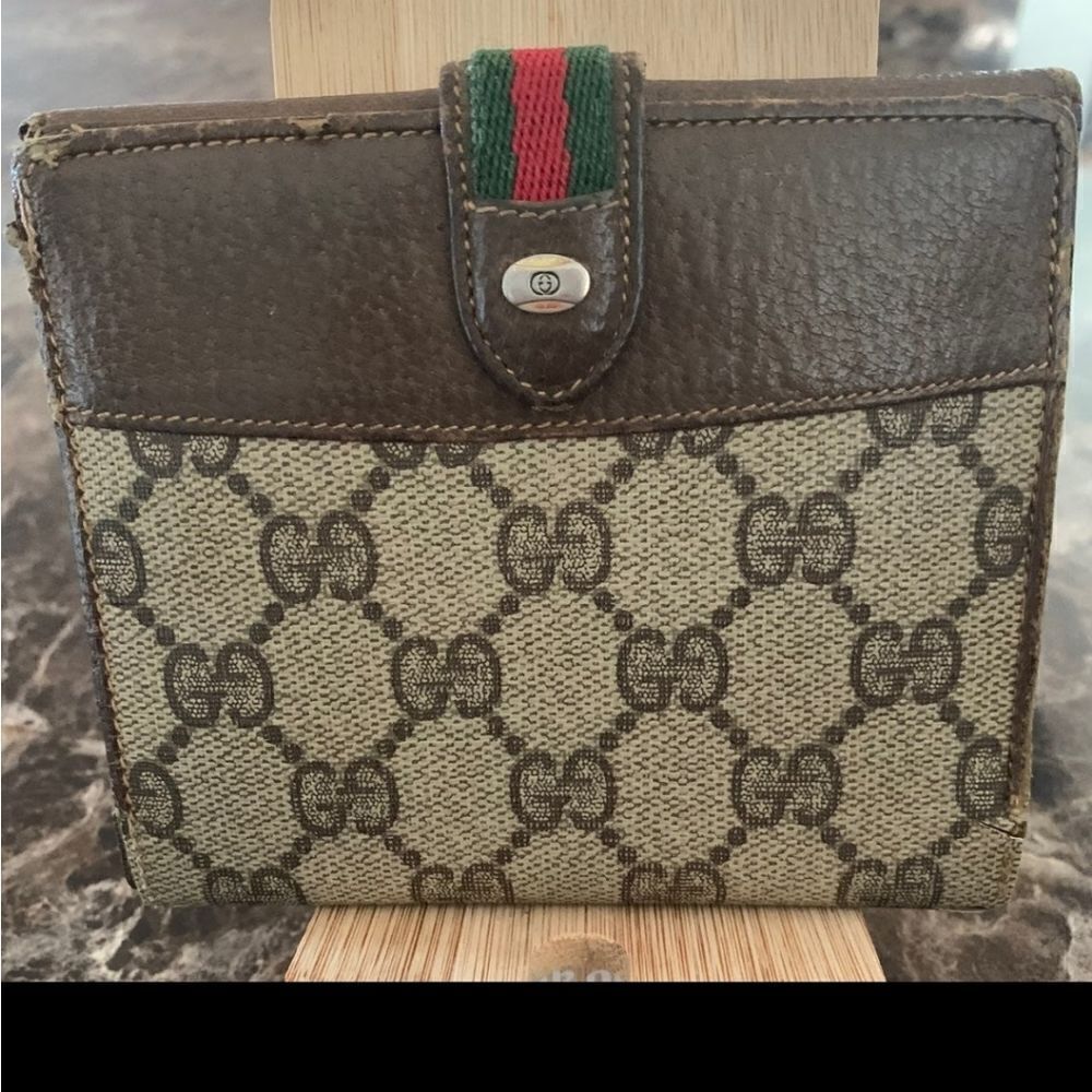 Authentic Vintage Guccismall Bifold Wallet